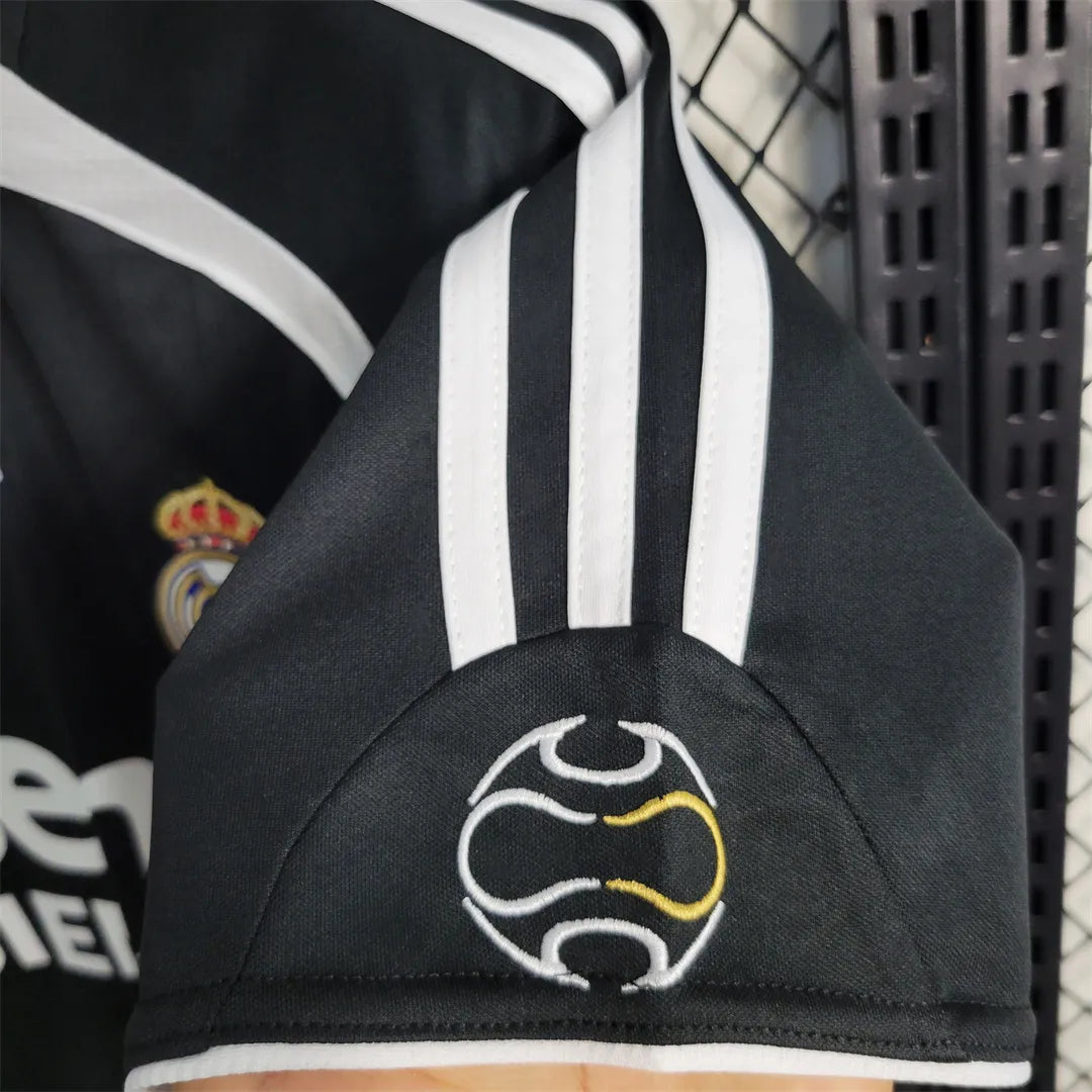 Real Madrid 06/07 Away