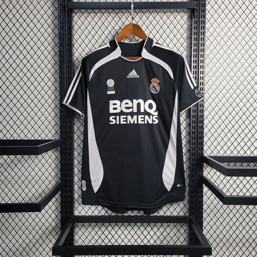 Real Madrid 06/07 Away