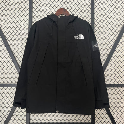 The North Face Windbreaker Black