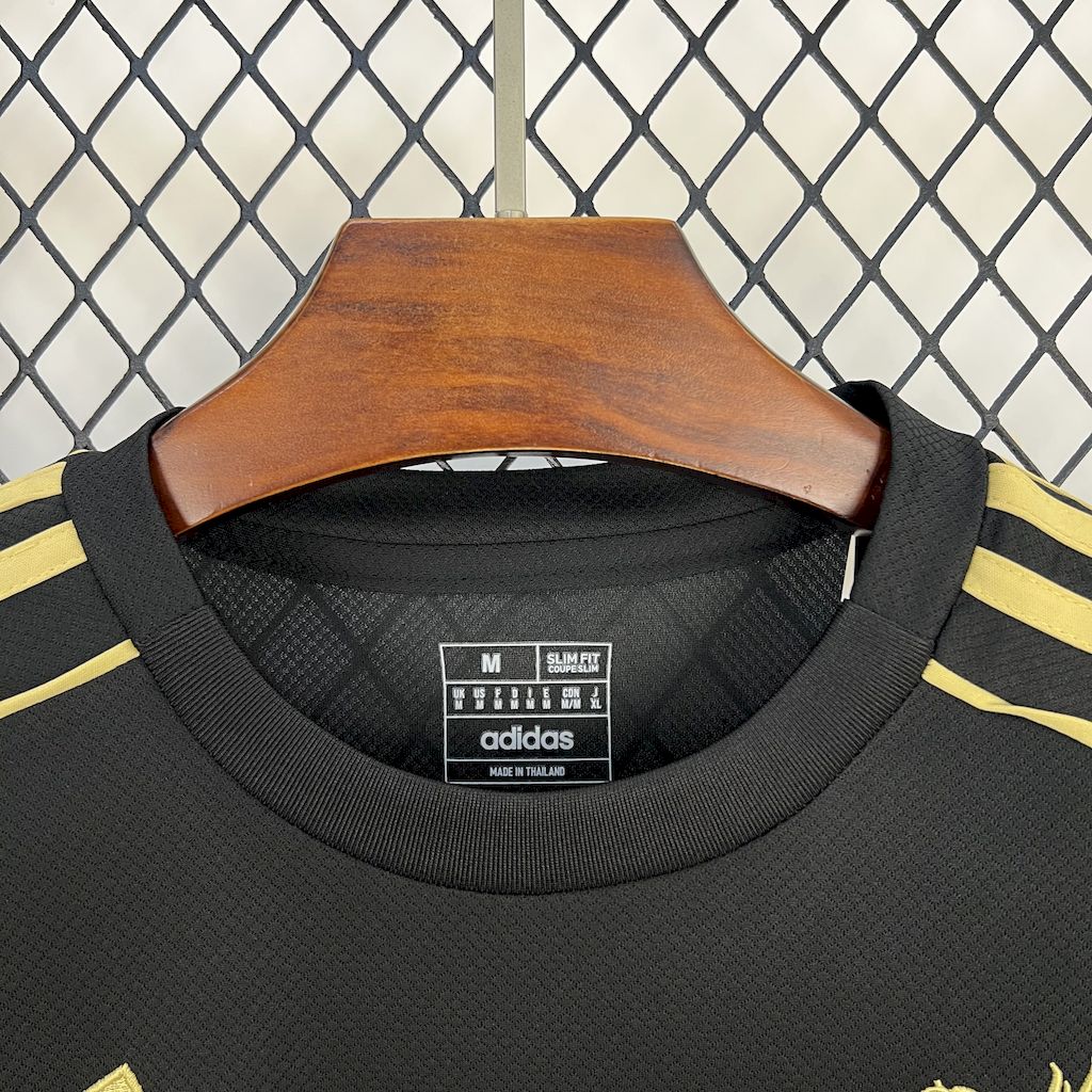Liverpool Special Edition Black & Gold 2025/26