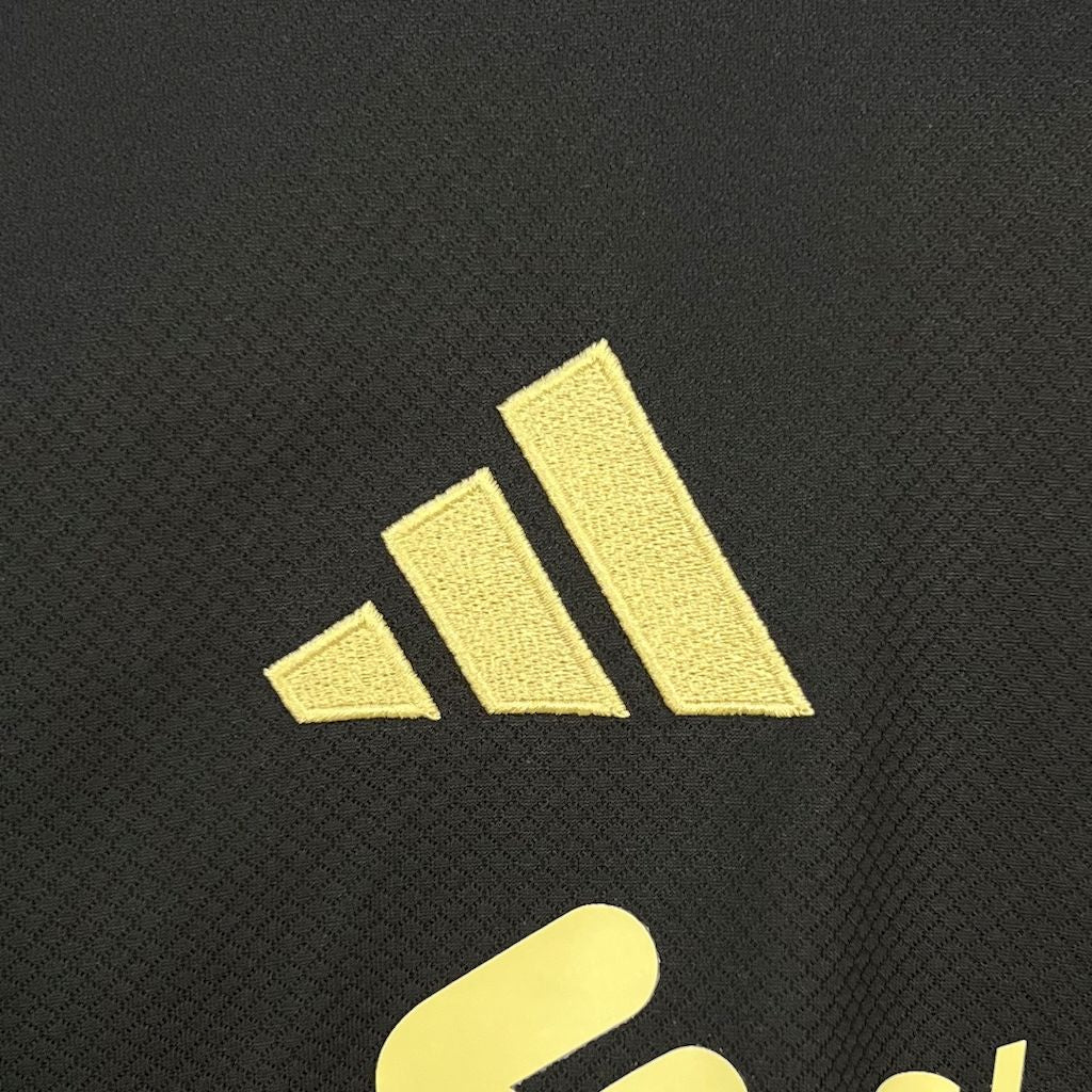 Liverpool Special Edition Black & Gold 2025/26