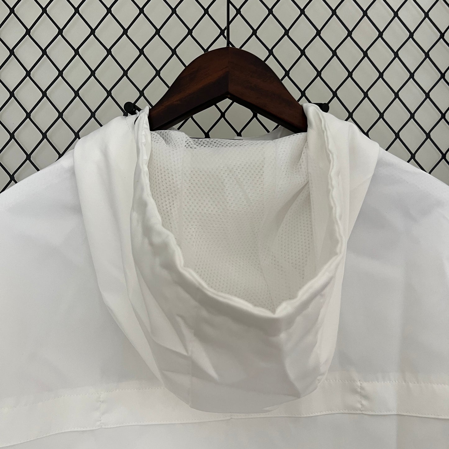 Nike Windbreaker White