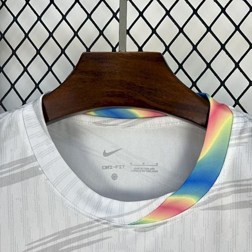 Barcelona Special Edition White