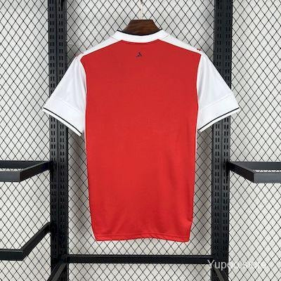 Arsenal Home 2016/17