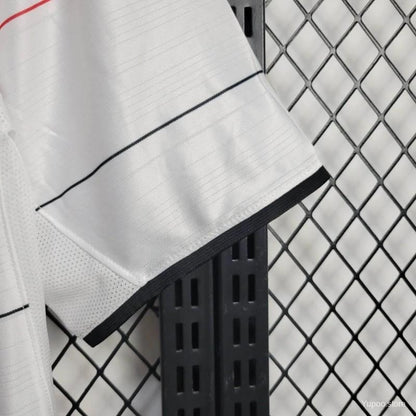 Manchester United Away 04/06