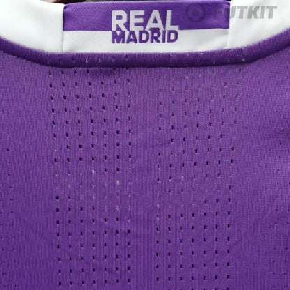 Real Madrid Away 16/17